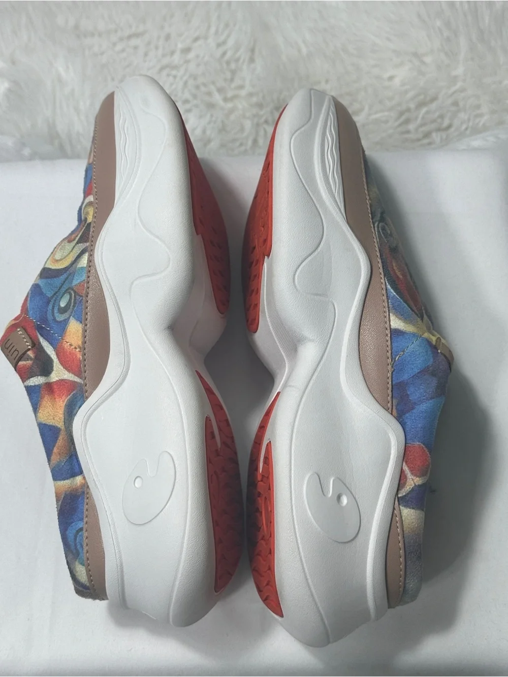 UIN Dye-Misty Art Print Slip On Colorful Canvas Casual Comfort Shoes Womens Sz 8 - Picture 7 of 15